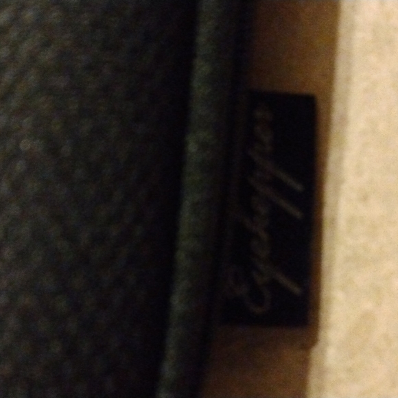 Eyekeeper lens case - Picture 4 of 11